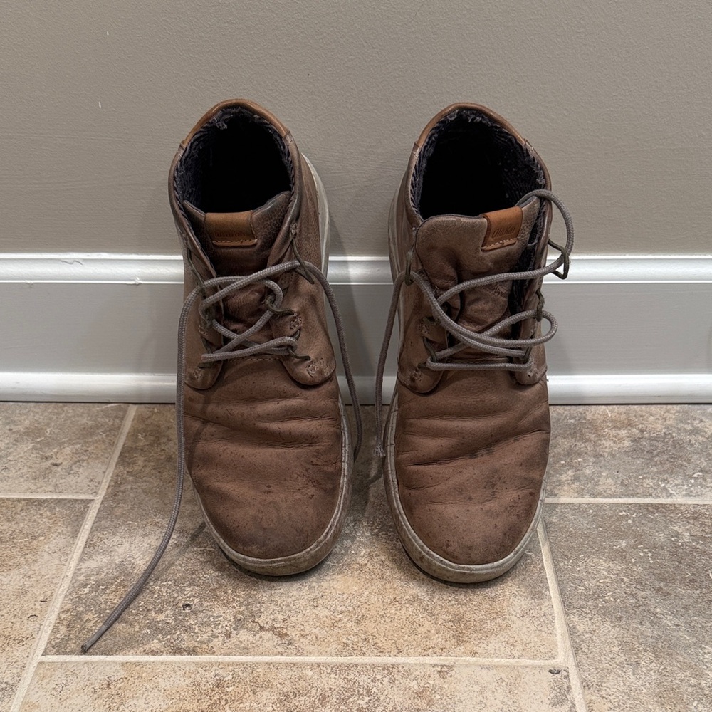 OluKai Men's Waterproof Leather Boots